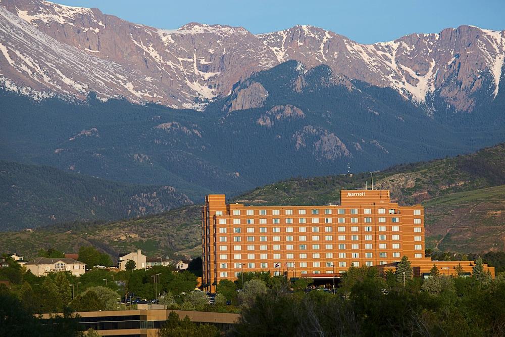 Colorado Springs Marriott Hotel Exterior photo